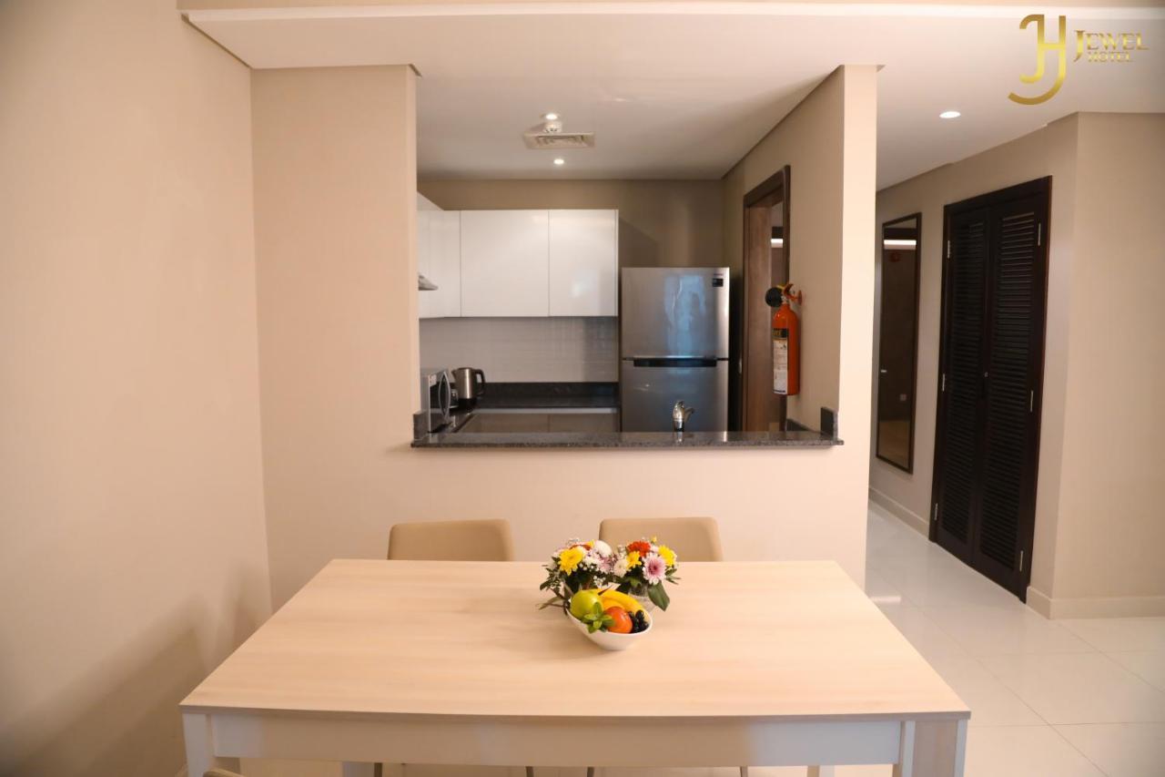 Sunday Luxury Downtown Adliya Formerly Jewel Hotel Manama Eksteriør bilde